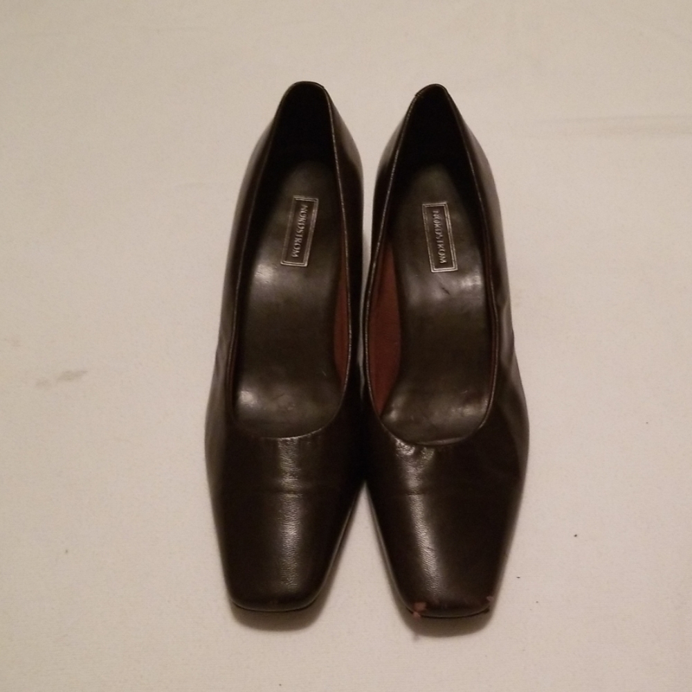Brown Pumps